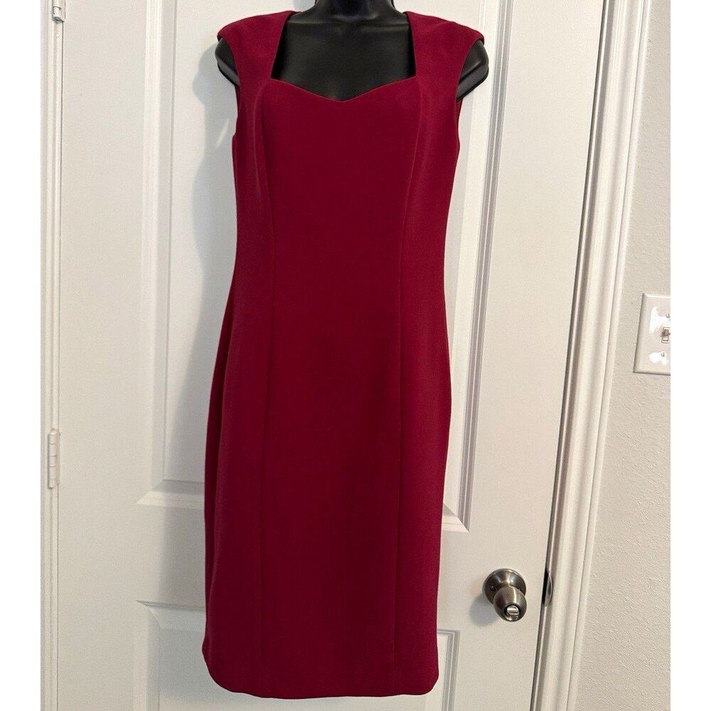 White House Black Market Women’s 2 Burgundy Sheath Knee Dress